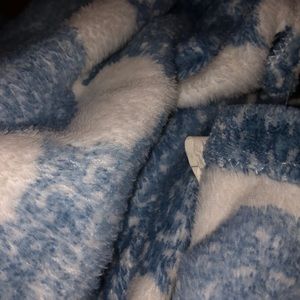 Meet your Posher, Isabel